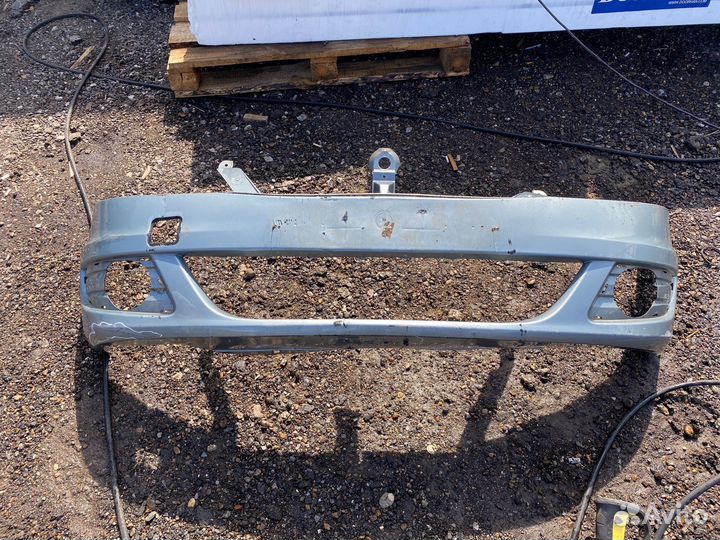 Бампер передний Renault Logan 2011г