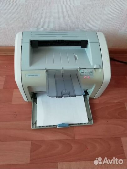 Принтер лазерный hp