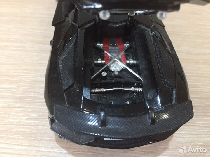 Металлические коллекционные модели машин