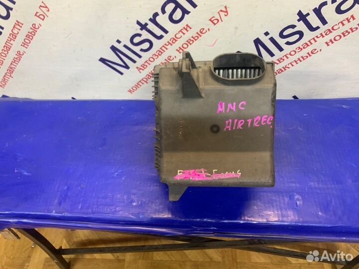 Корпус воздушного фильтра Mitsubishi Airtrek CU2W