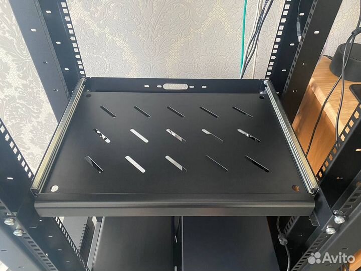 Полка 19'' выдвижная Cabeus JE10-BK