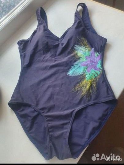 Купальник слитный Германия