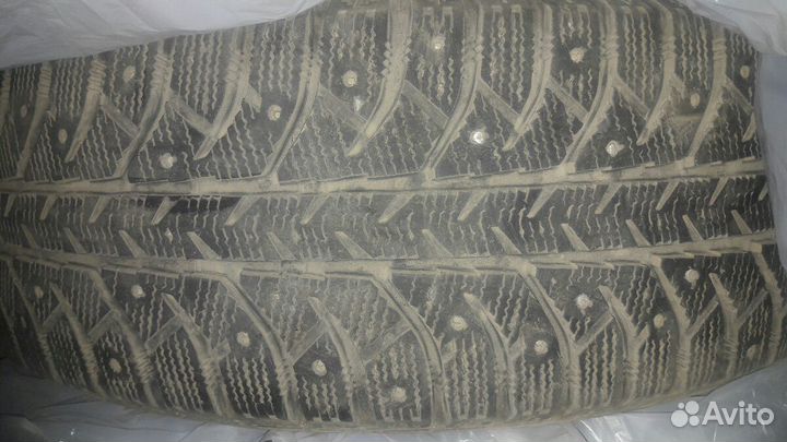 Bridgestone Ice Cruiser 7000 225/65 R17