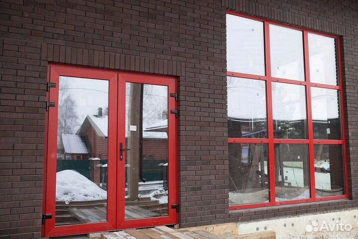 Пластиковые входные двери