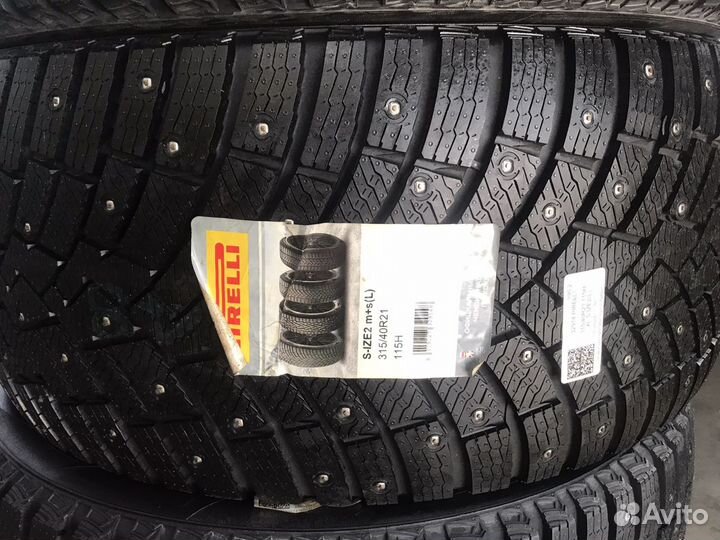 Pirelli Scorpion Ice Zero 2 275/45 R21 и 315/40 R21 115H