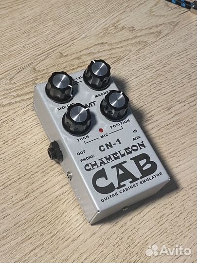 Гитарная педаль AMT chameleon