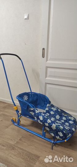 Детские санки с чехлом