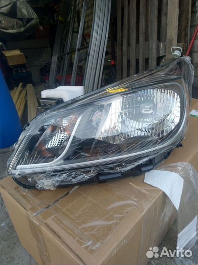 Фары передние на Киа Рио х-лайн 2020