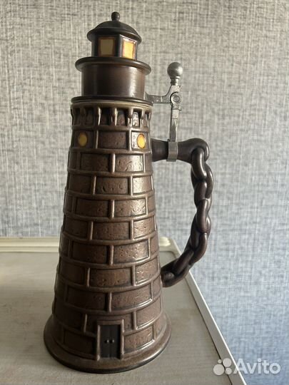 Продам пивную керамическую кружку в виде маяка