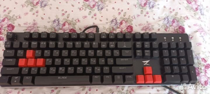 Игровая механическая клавиатура