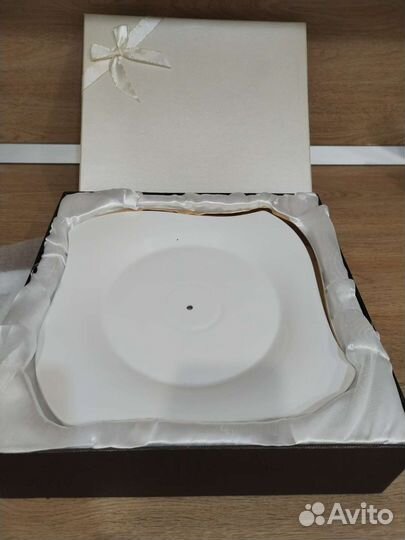 Этажерка для бутербродов/фруктов