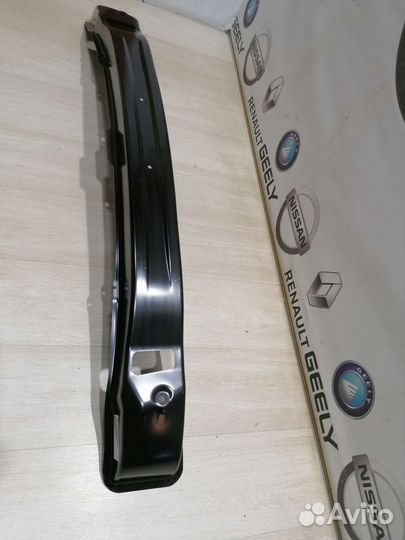 Усилитель перед бампера Renault kaptur