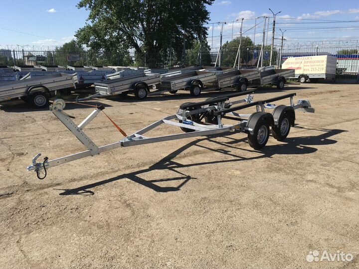 Лодочный прицеп для лодок до 6 м