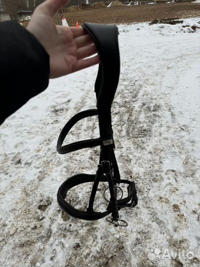 Уздечка для лошади