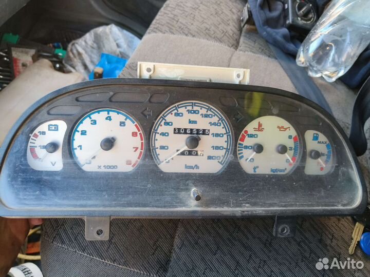 Приборная панель волга 3102