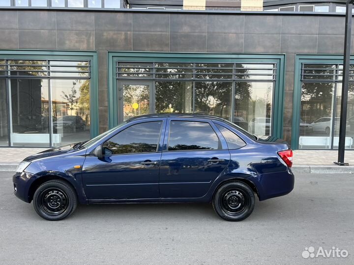 LADA Granta 1.6 МТ, 2013, 123 250 км