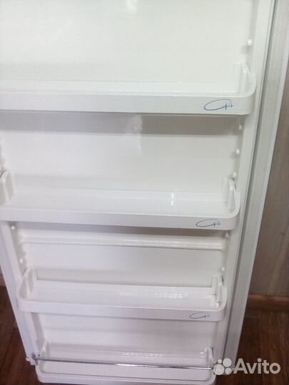 Дверца для холодильника Свияга