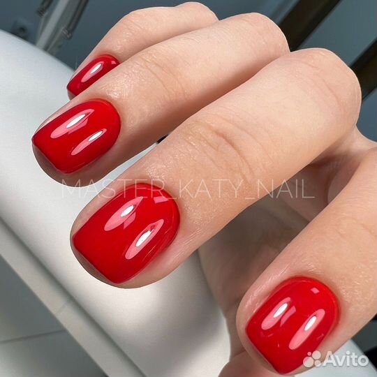 Маникюр педикюр