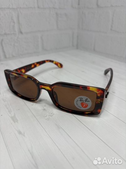 Солнцезащитные очки ray ban