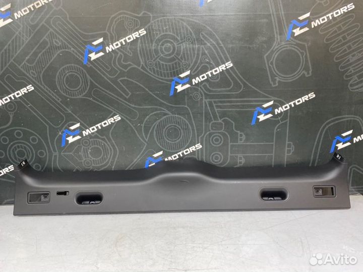 Обшивка крышки багажника Bmw X5 E53 M54B30 2006