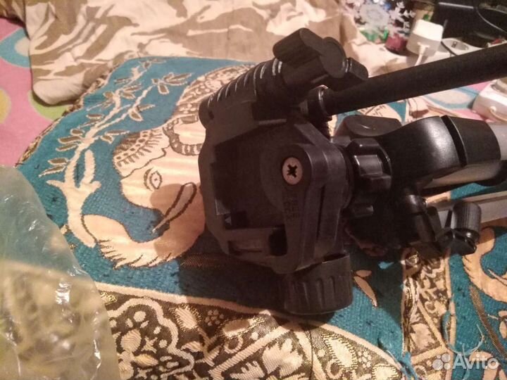 Штатив для фото тv видео