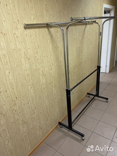 Вешалка напольная