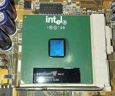 Socket 370 Asus cusl-2 + Pentium III - 500Mhz