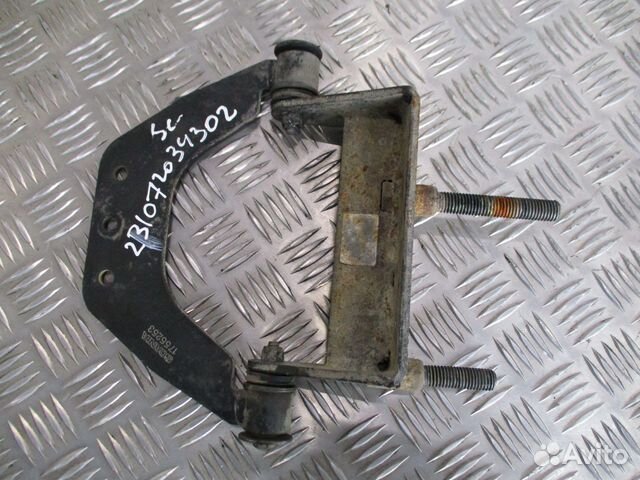 Кронштейн кулисы кпп Scania 1755253