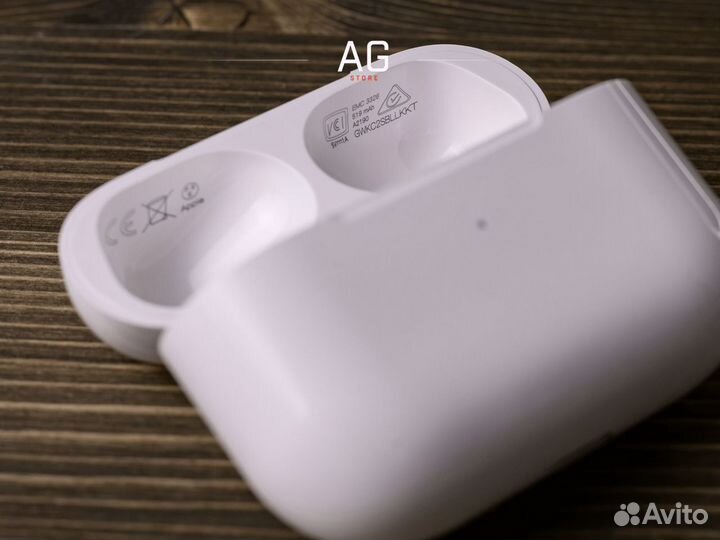 AirPods Pro (Гарантия + чехол)