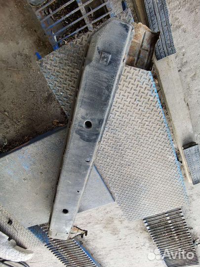 Усилитель заднего бампера kia clarus 2