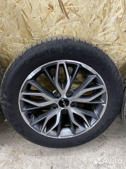 Диски с резиной Kia K5