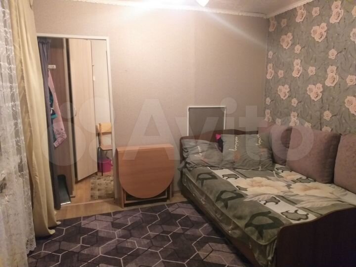 Комната 18 м² в > 9-к., 2/4 эт.
