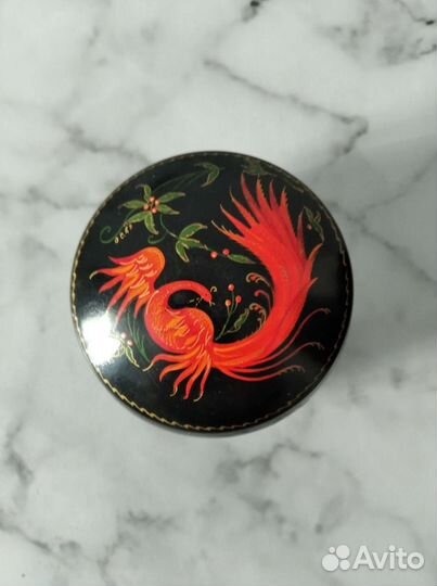 Шкатулка лаковая миниатюра