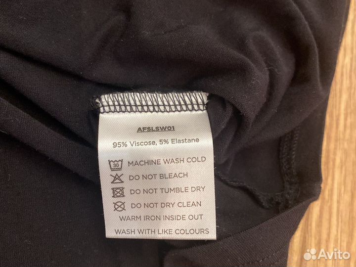 Блузка на девочку с крыльями на спине р. 140