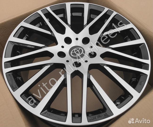 Диски для Тойота Авенсис Камри R18