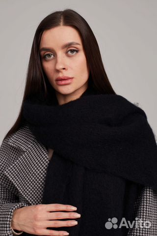 Женский теплый палантин