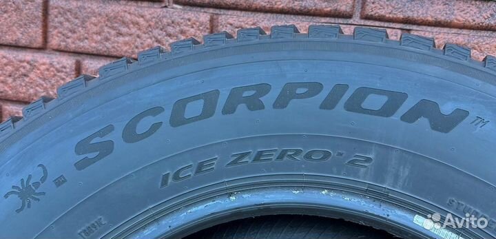 Pirelli Ice Zero 2 265/65 R17 96T