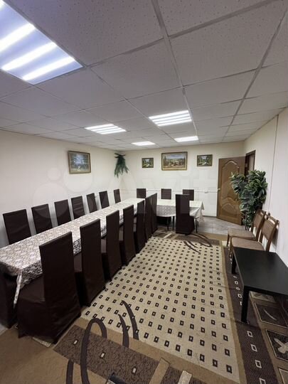 Торговая площадь, 56 м²