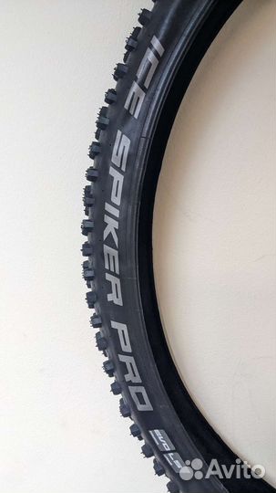 Schwalbe ice spiker pro 27.5*2.25 с дефектами