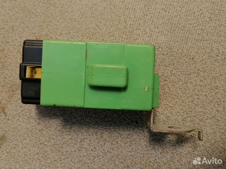 Блок управления дверьми Mazda 626 GE (1992-1997)