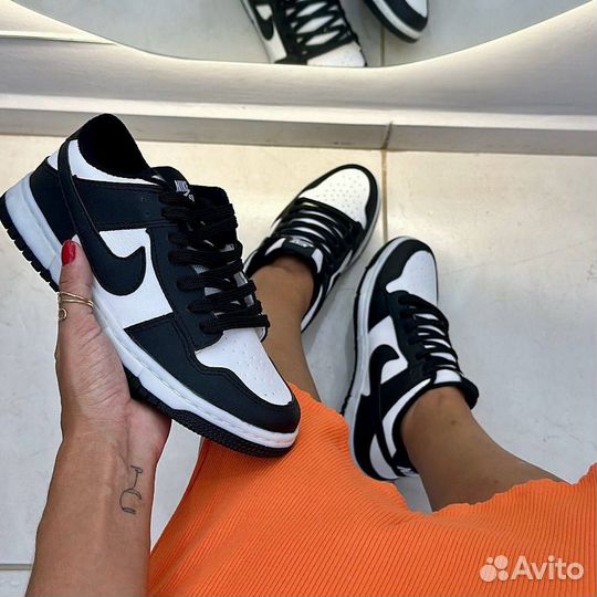 Кроссовки Nike Dunk Black White