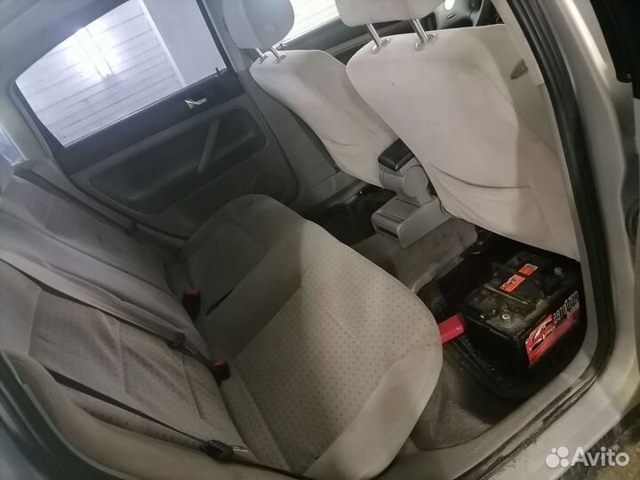 Volkswagen Passat b5 2000 г, AEB, 1.8 л в разбор