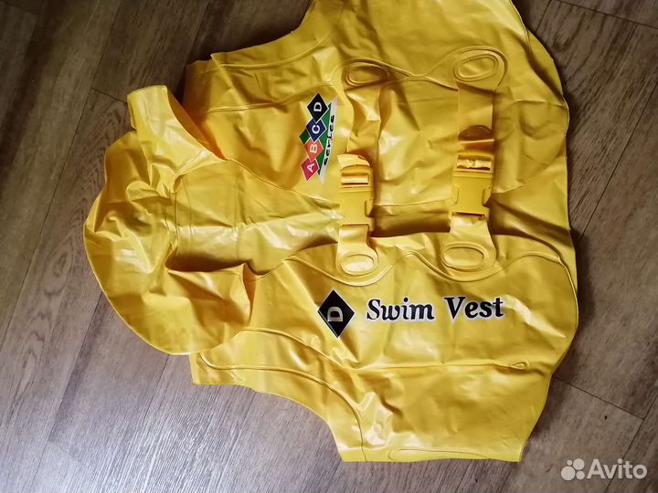 Жилет для плавания детский