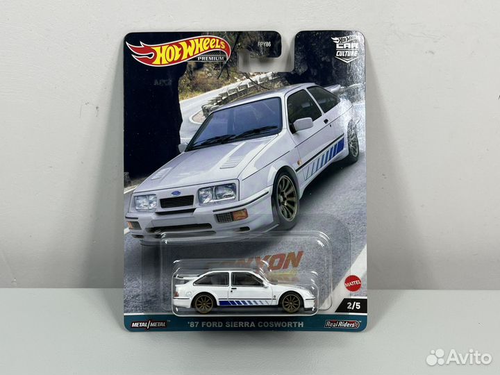 Hot wheels premium sierra