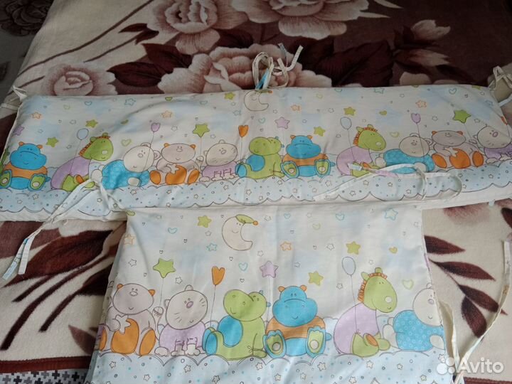 Бортики в детскую кроватку