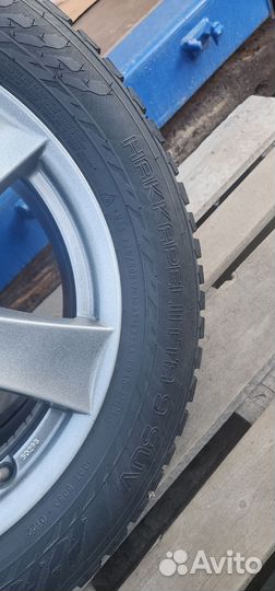 Зимние шины с дисками 225/60R17