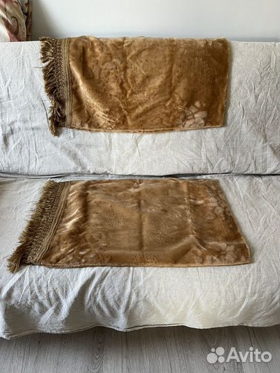 Комлект налвочек декоративный и покрывало
