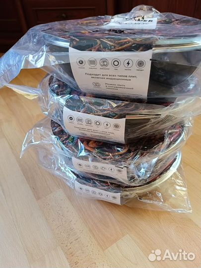 Сковорода вок 28 см с крышкой