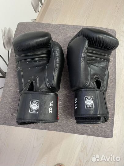 Боксерские перчатки 14 oz, бронь до 20 октября
