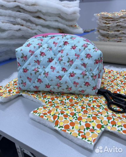 Швейный цех. Пошив косметичек, резинок для волос